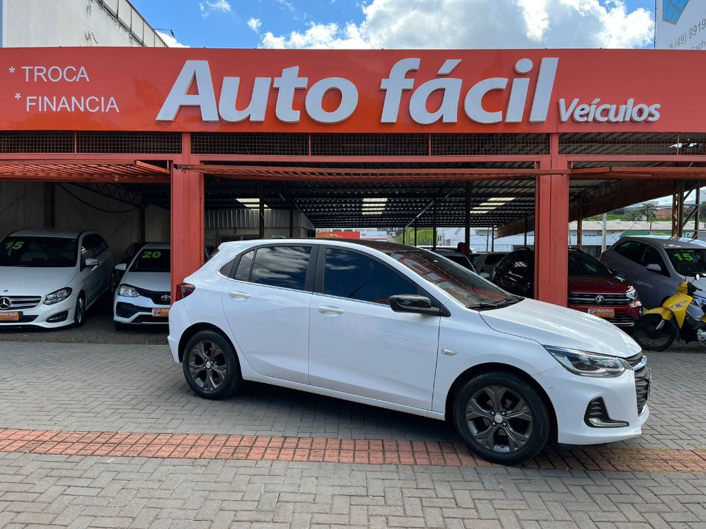 ONIX HATCH PREM. 1.0 12V TB Flex 5p Aut.