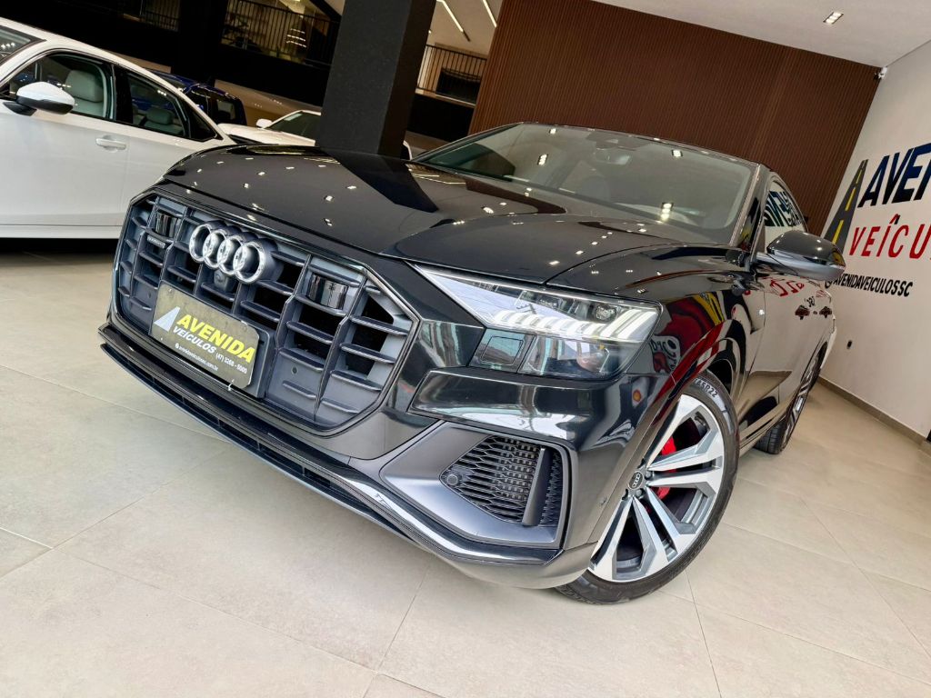 Q8 Perf.Black 3.0 TFSI Quat. S-tr/(Hib.)