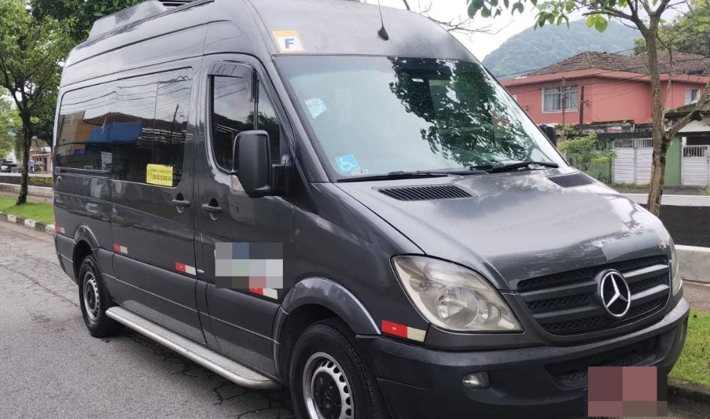 SPRINTER CDI 415 ANO 2013 CURTA T.ALTO JM COD.318