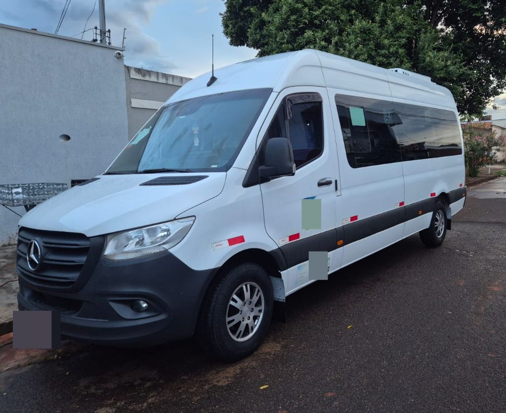 SPRINTER CDI 416 ANO 2022 LUXO JM COD.103