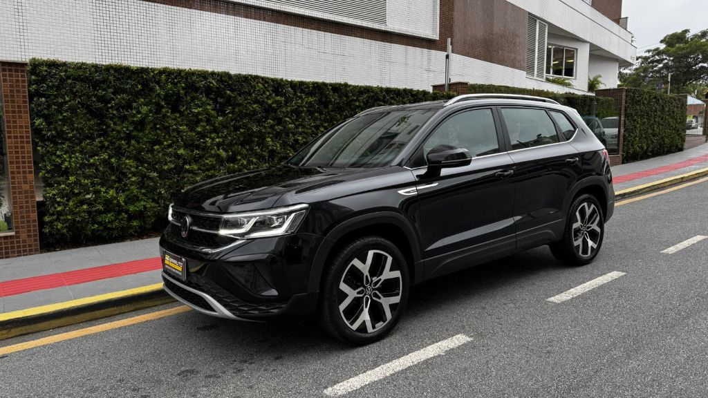 TAOS Highline 1.4 250 TSI Flex Aut.