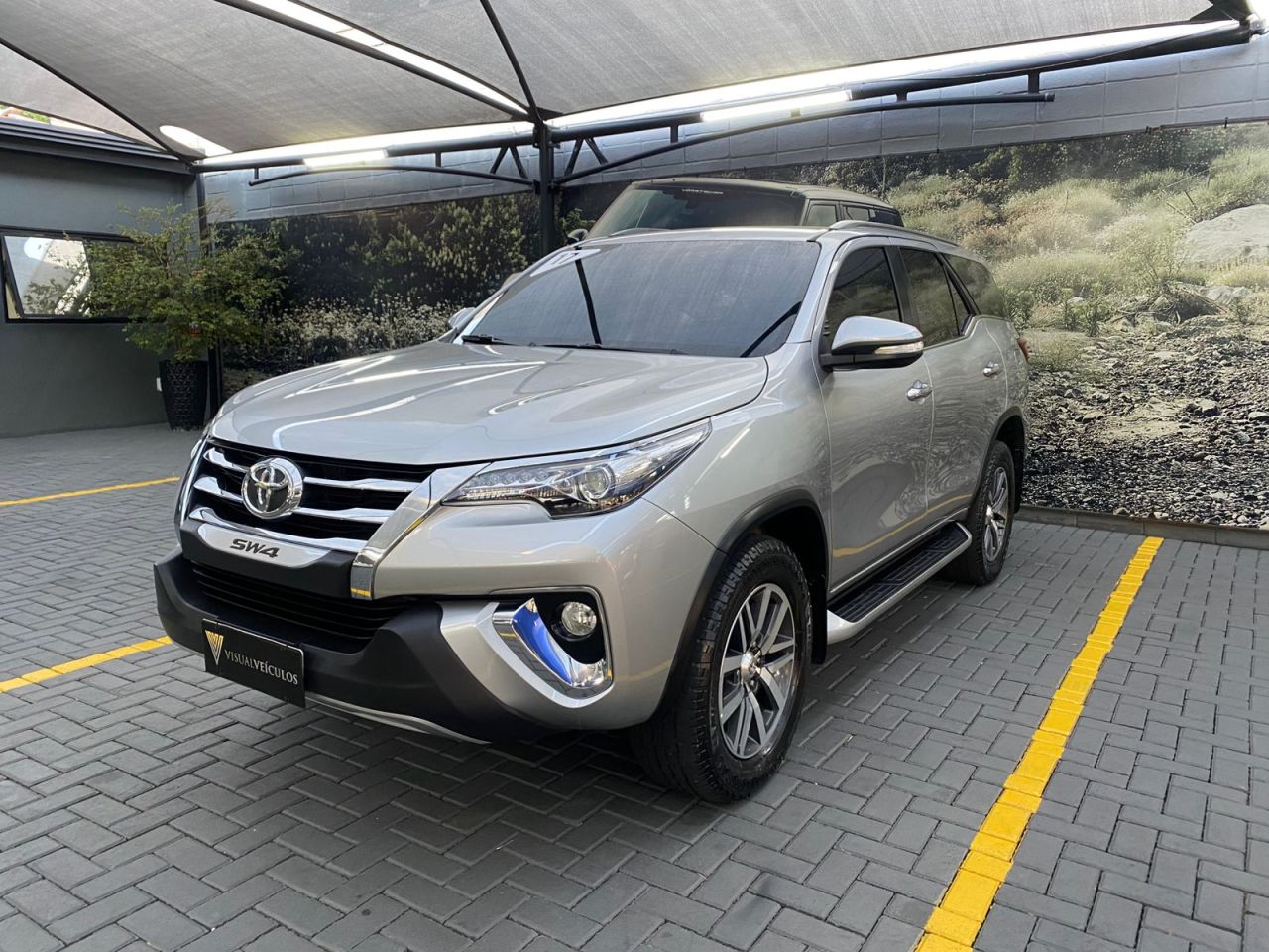 Toyota Hilux SW4 SRX 4x4 2.8 TDI Diesel