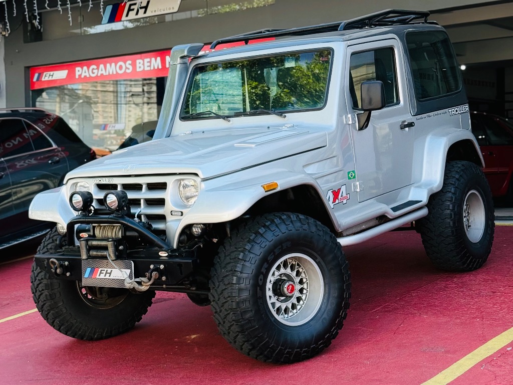 TROLLER T-4 2.8 TB/D CONVERSIVEL Cap. Rigida