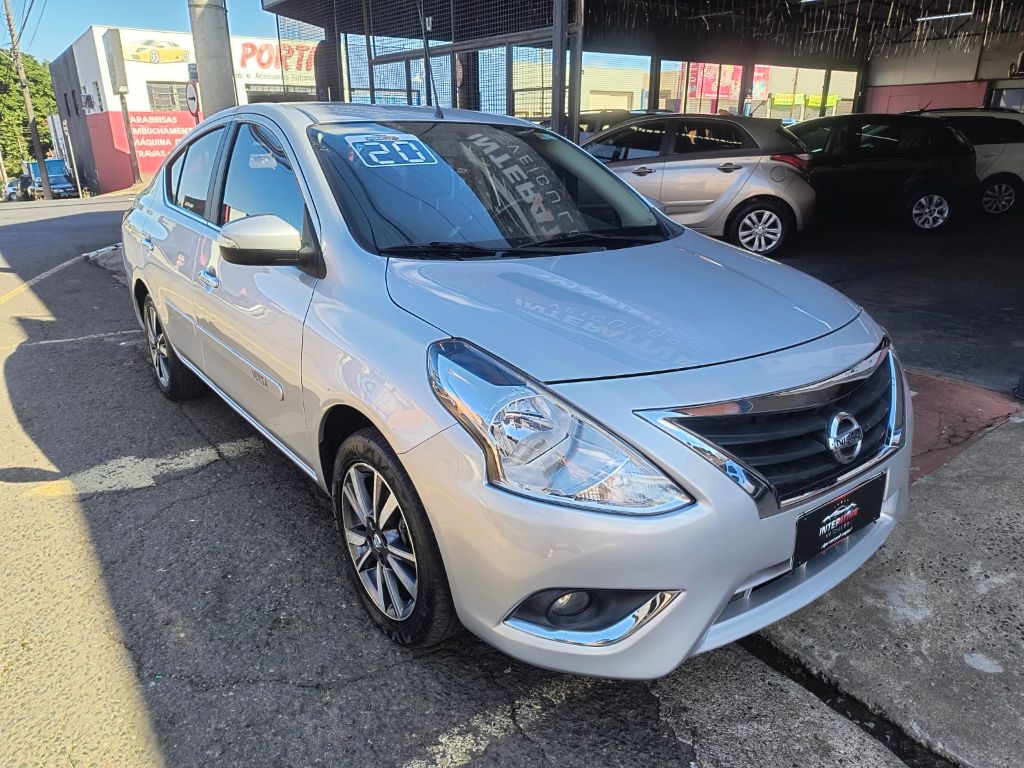 VERSA SL 1.6 16V FlexStart 4p Aut.
