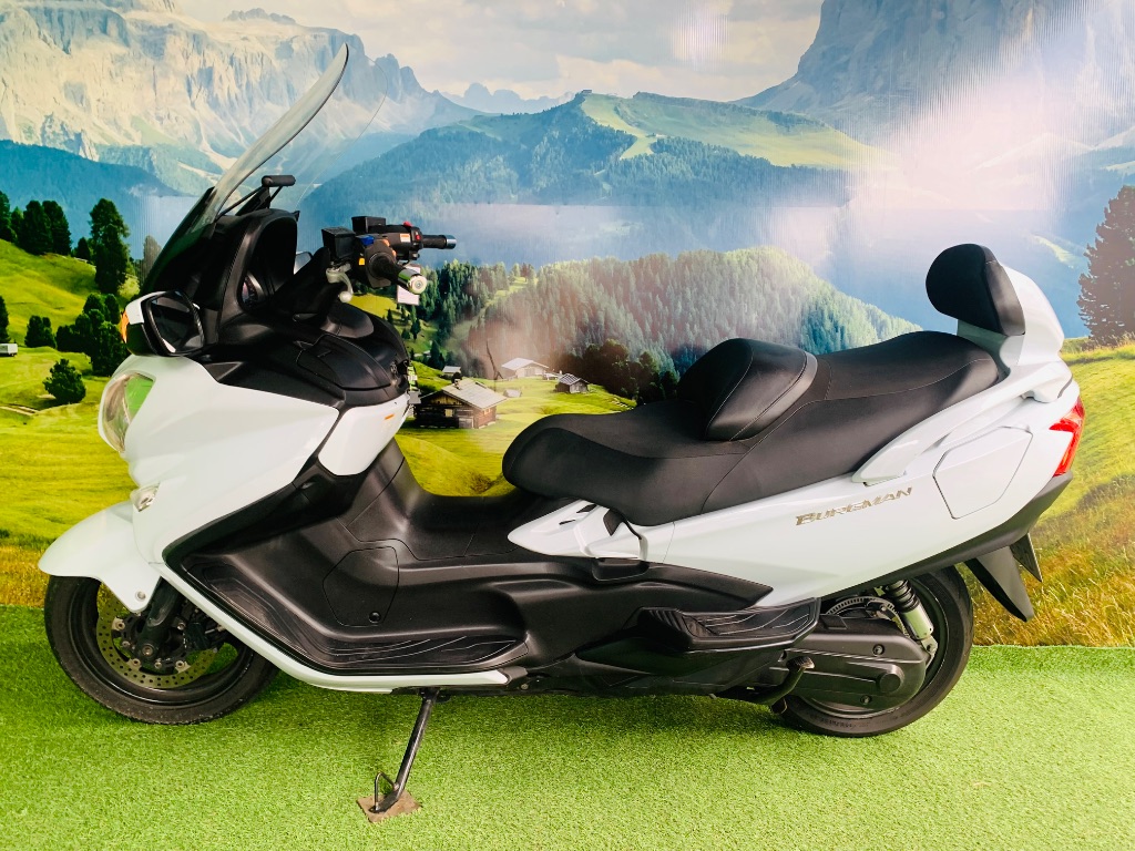 BURGMAN 650 EXECUTIVE/ 650