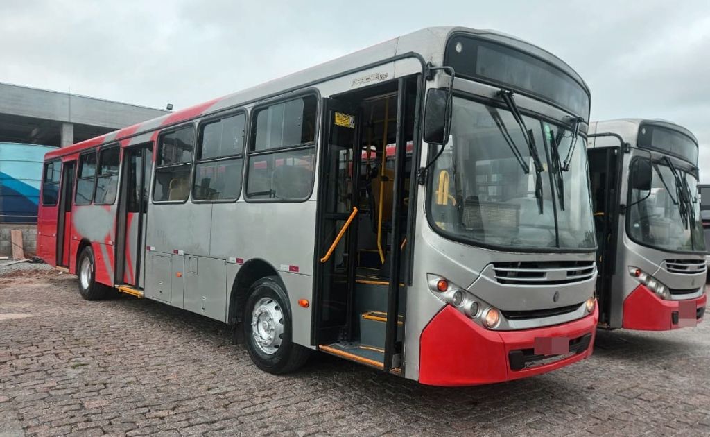 CAIO APACHE VIP ANO 2014 M.BENZ OF 1721 JM COD.476