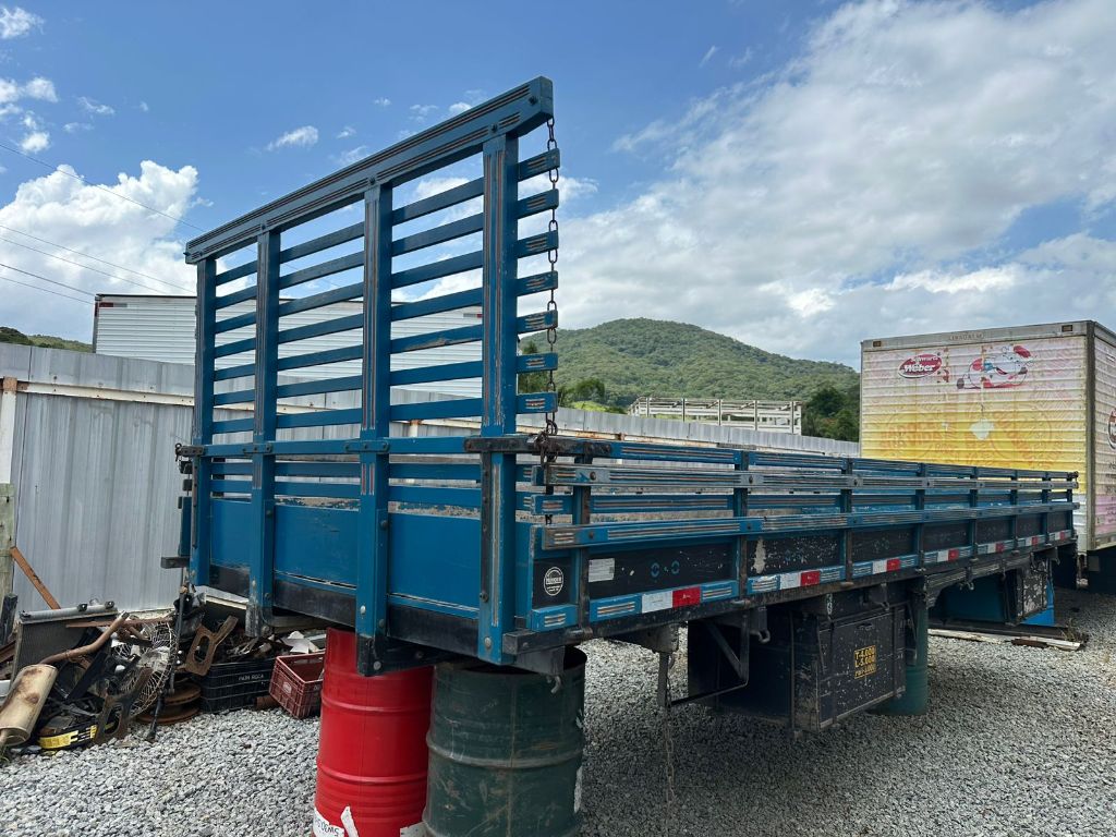  Carroceria de Madeira 5.95 Metros Caminhao ¾.