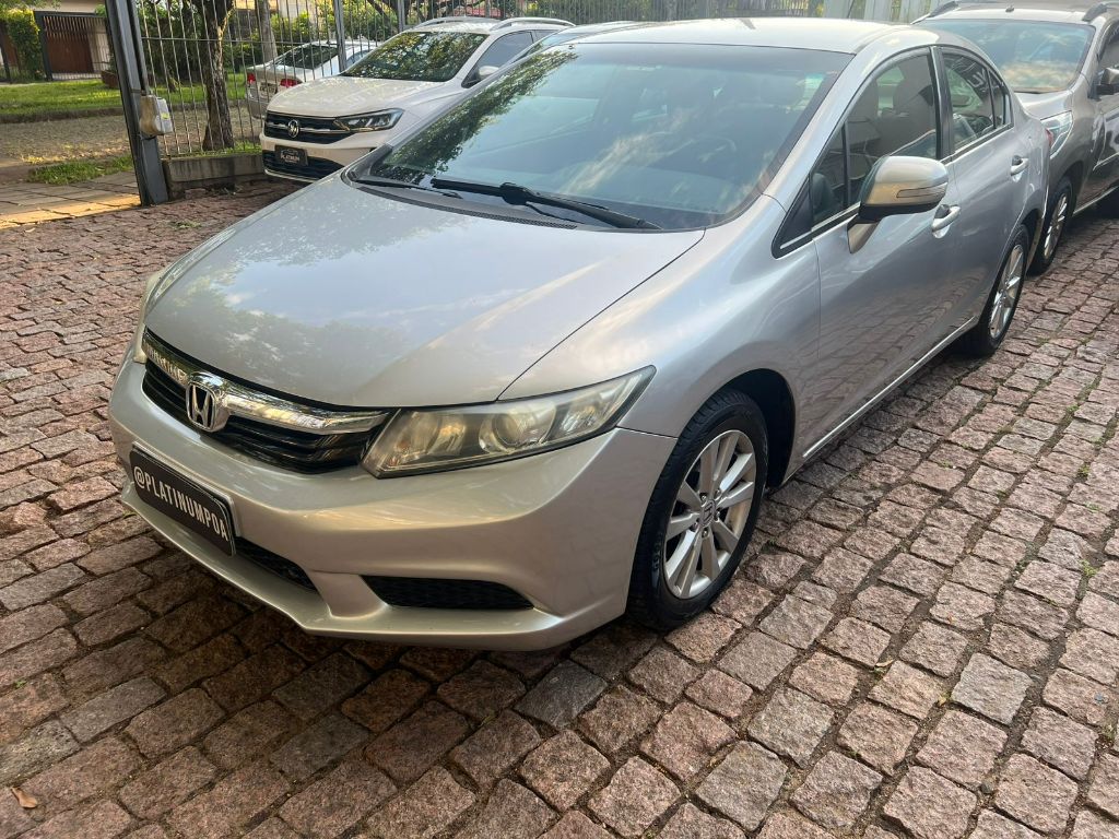 Civic Sed. LXL/LXL SE 1.8 Flex 16V Mec.