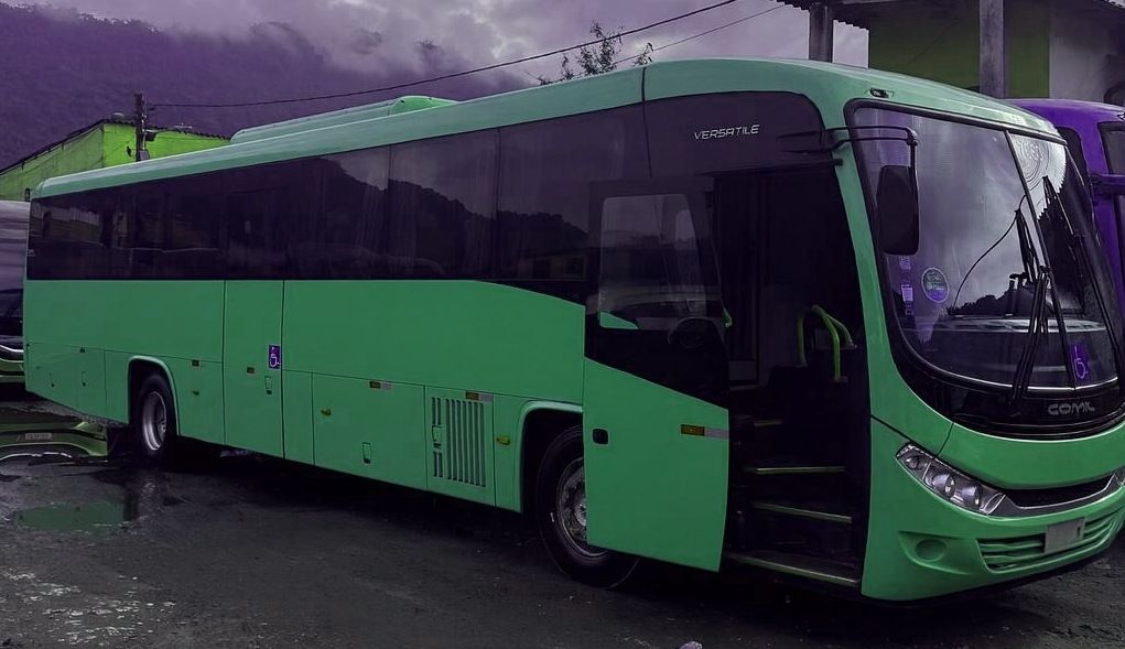 COMIL VERSATILLE GOLD ANO 2024 VW 17.230 JM COD.424