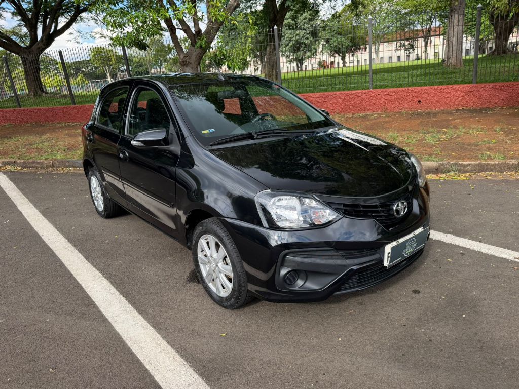 ETIOS X Plus 1.5 Flex 16V 5p Mec.