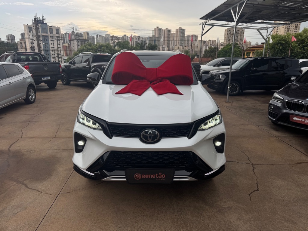 Hilux SW4 Diamond 2.8 TB 4x4 Die. Aut.