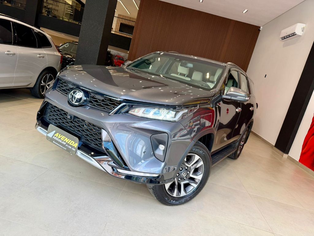 Hilux SW4 Diamond 2.8 TB 4x4 Die. Aut.