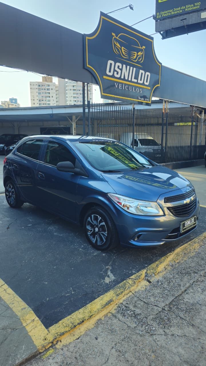 ONIX HATCH LS 1.0 8V FlexPower 5p Mec.