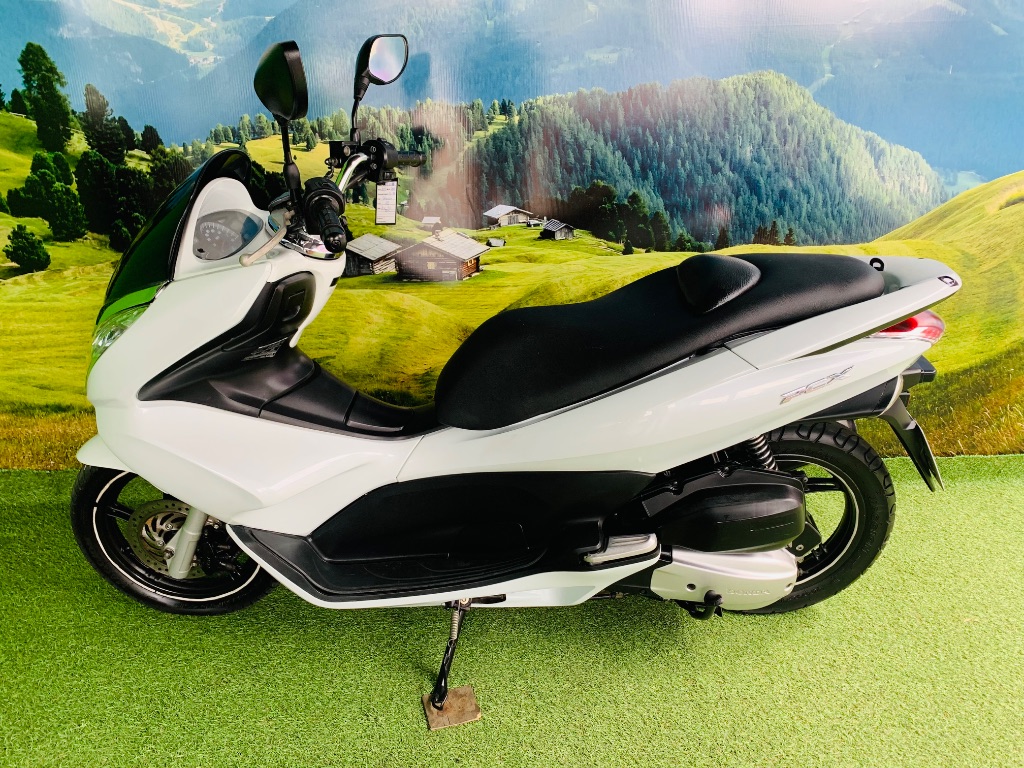 PCX 150/DLX