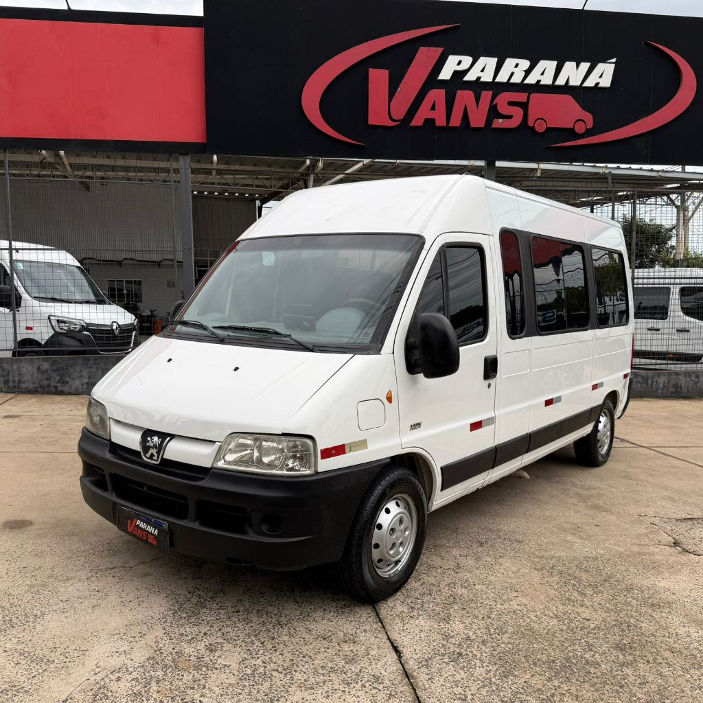 Peugeot Boxer 2.3 Longo Teto Alto 16 Lugares