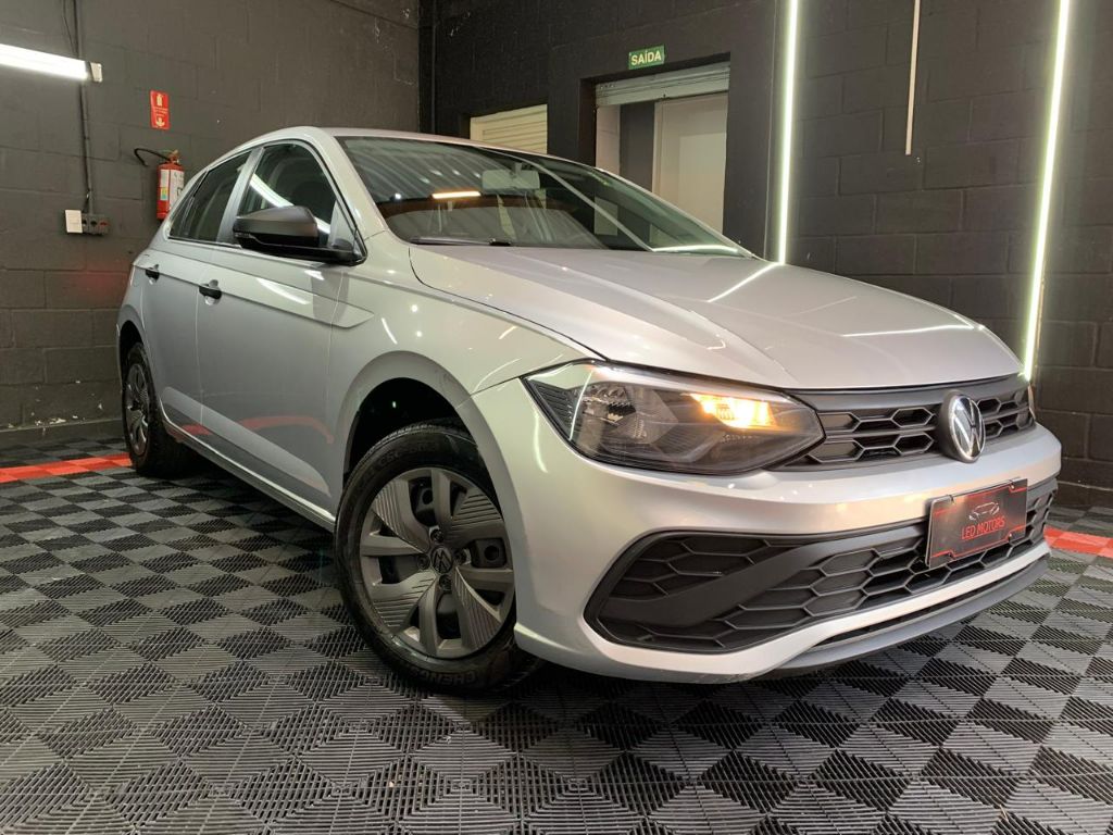 Polo Track 1.0 Flex 12V 5p