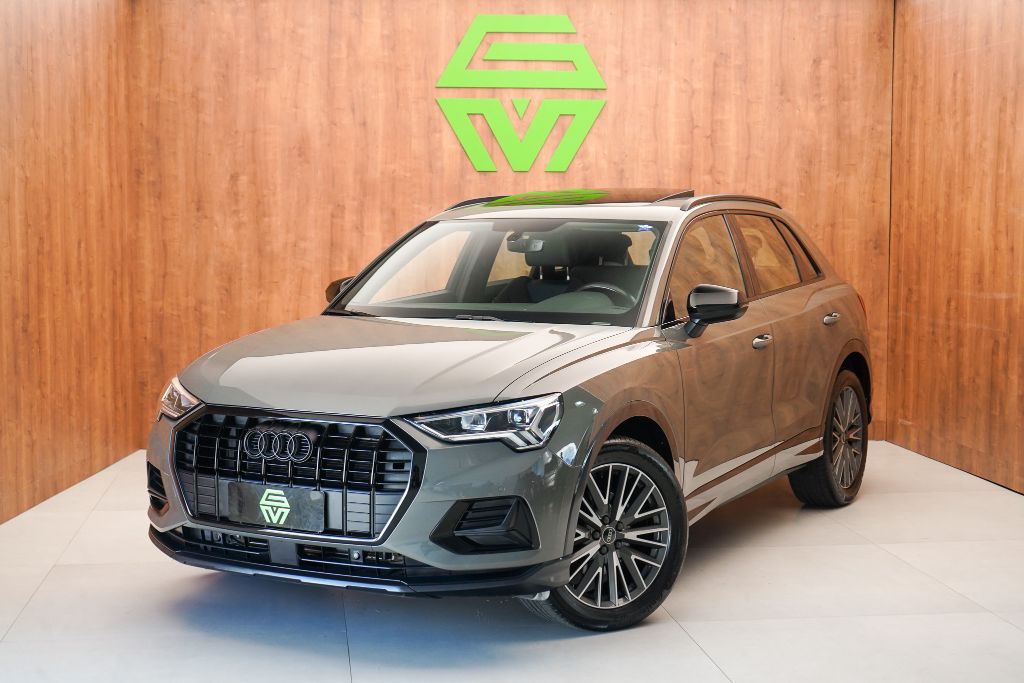 Q3 Black Ed. 1.4 TFSI Flex/Black S-tron.