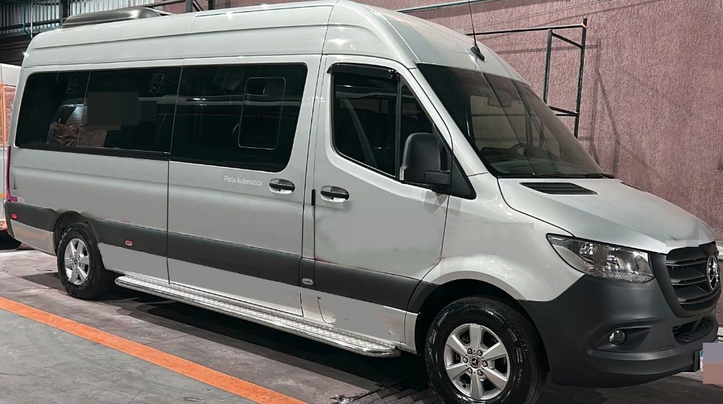 SPRINTER CDI 417 ANO 2023 LUXO JM COD.441