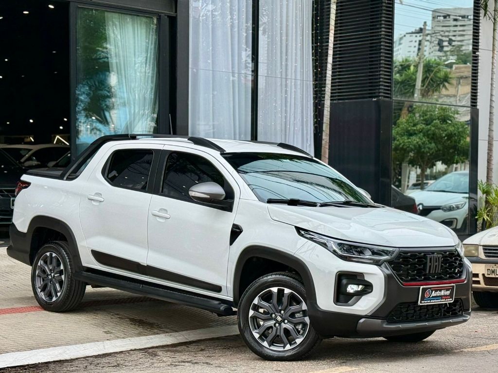 Strada Ultra 1.0 Flex Turbo CD Aut.