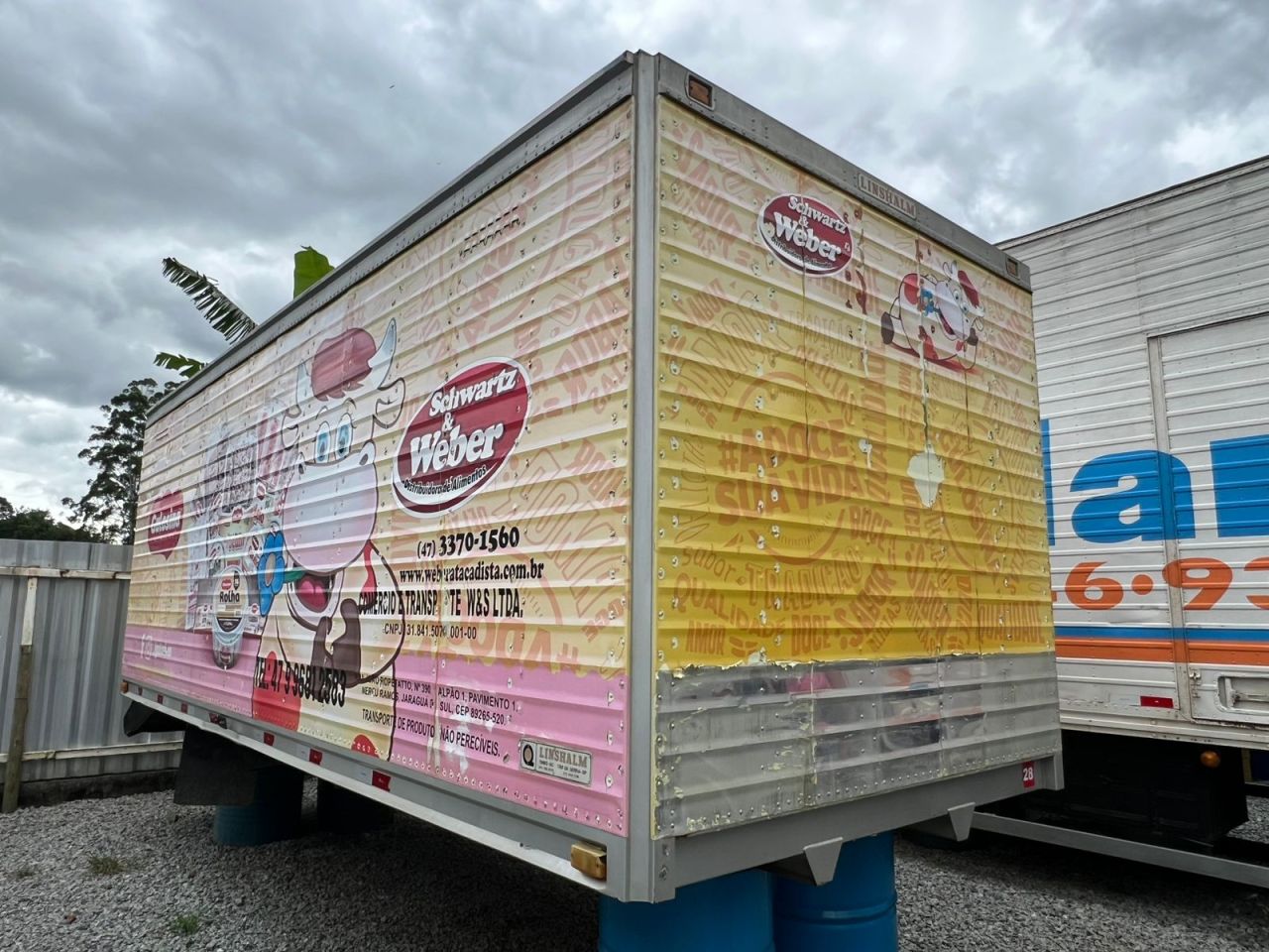 Bau Carga Seca Linshalm de 6.00 Metros Caminhao ¾ 