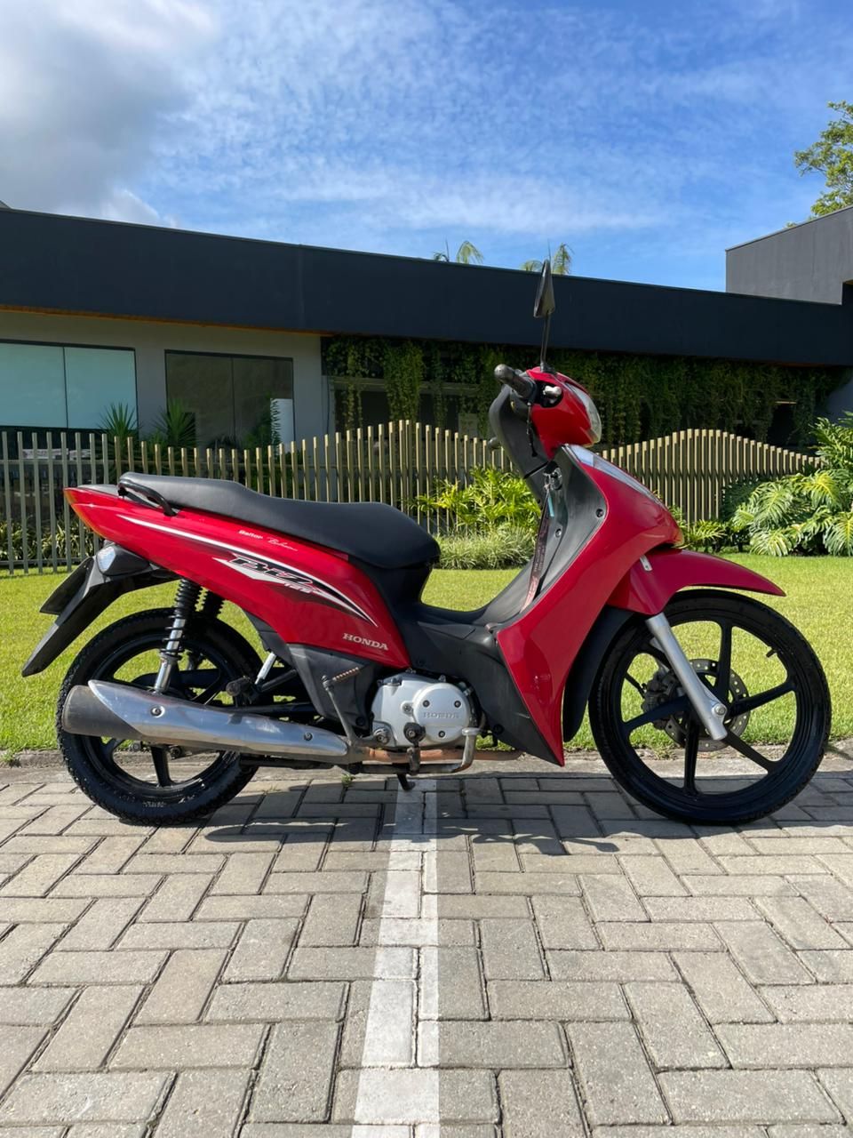 BIZ 125/125i Flex