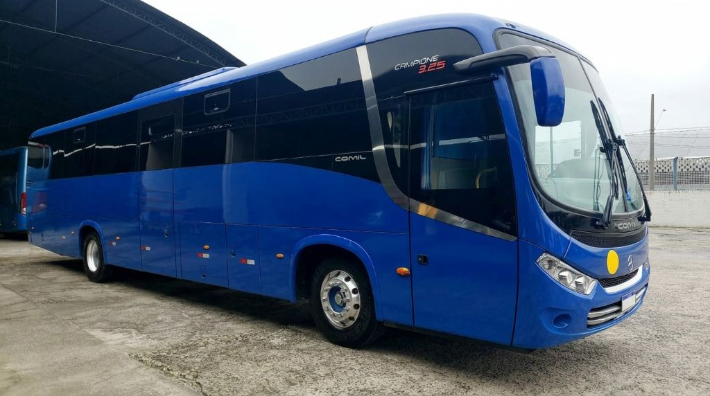 COMIL CAMPIONE 3.25 ANO 2023 M.BENZ OF 1721 JM COD.244