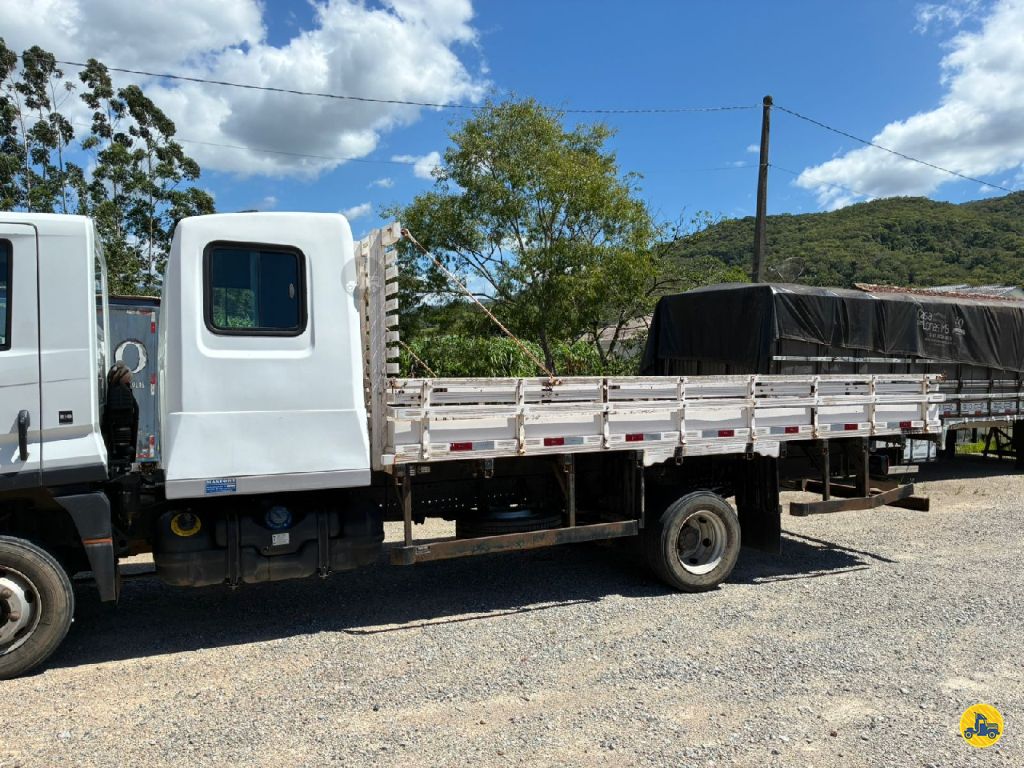 Conjunto 3/4: Carroceria + Cabine Suplementar