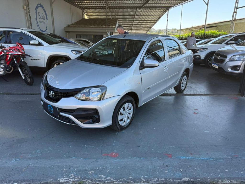 ETIOS X Sedan 1.5 Flex Mecanico 2019 IPVA PAGO