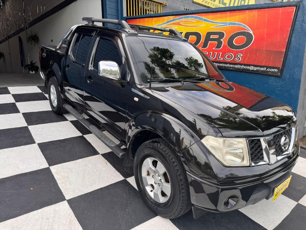 Frontier LE CD 4x4 2.5 TB Diesel Aut.