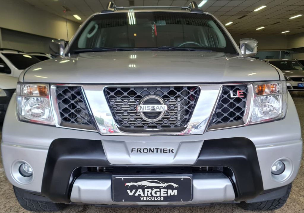 Frontier LE CD 4x4 2.5 TB Diesel Aut.