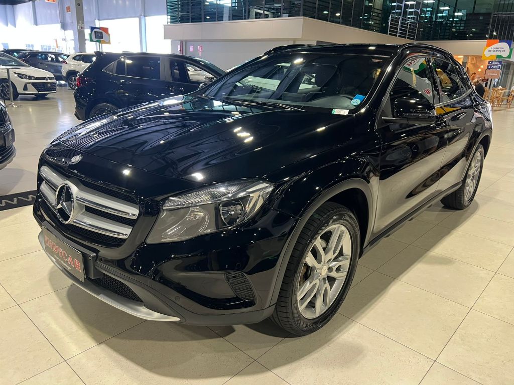 GLA 200 Style 1.6 TB 16V/Flex Aut.