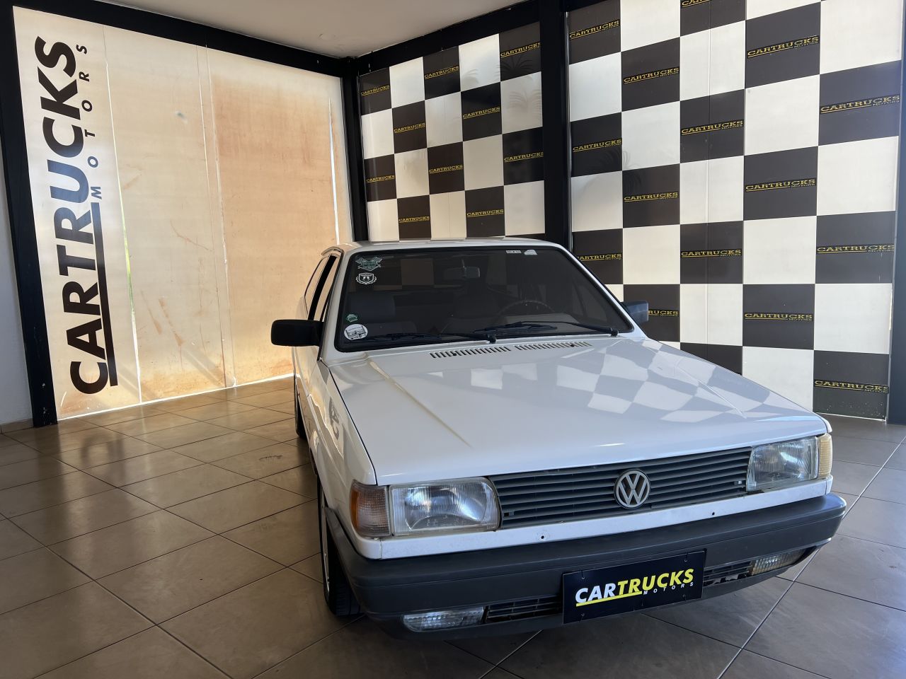 Gol 1000 (modelo antigo)