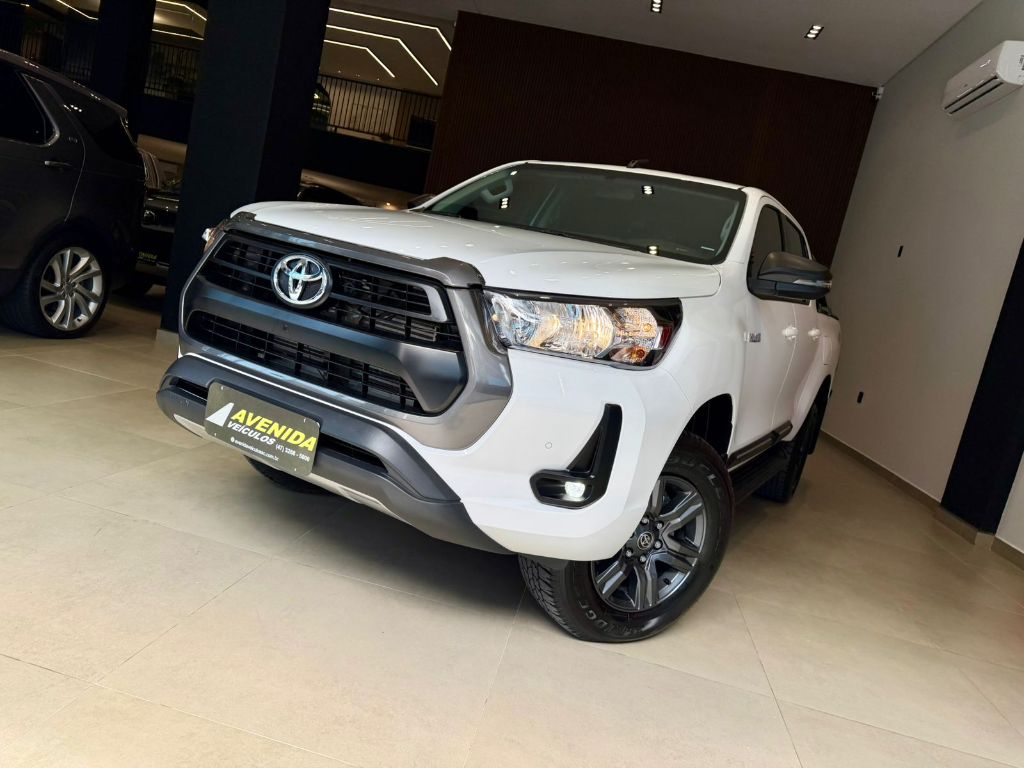 Hilux CD SR 4x4 2.8 TDI Diesel Aut.