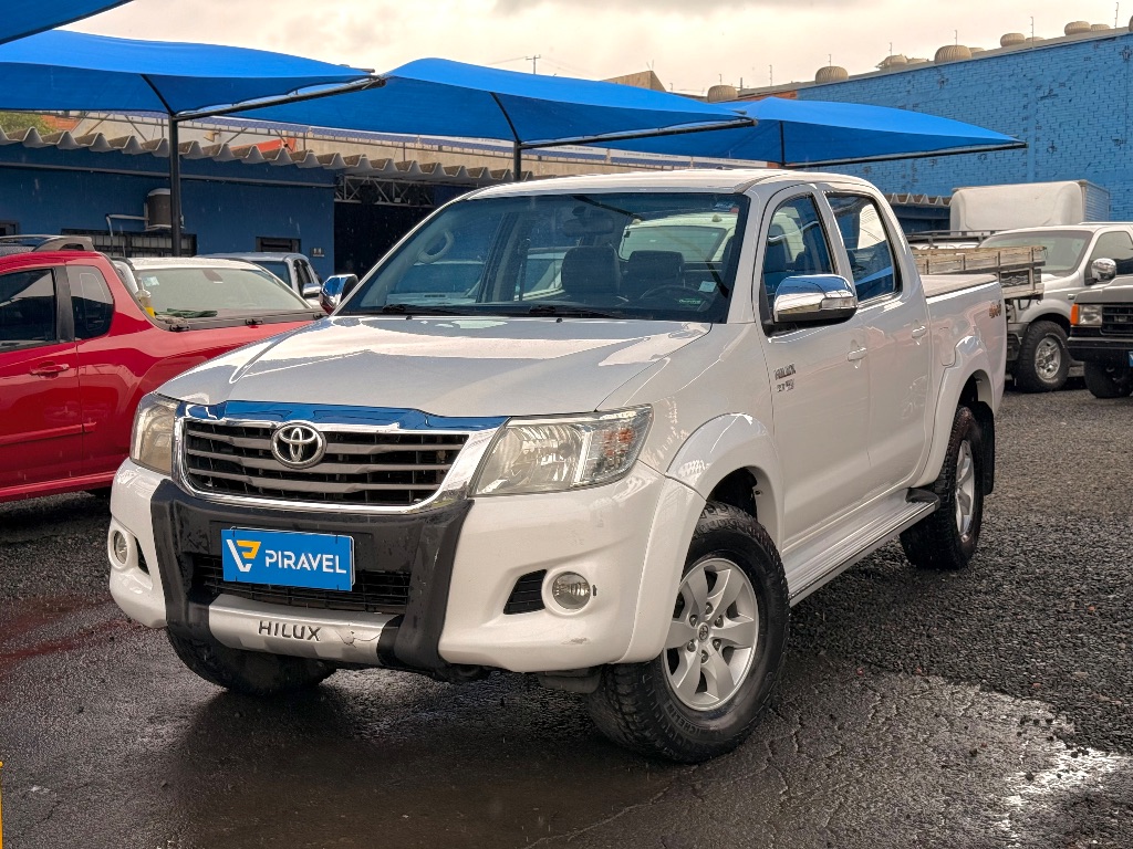 Hilux CD SRV 4x4 2.7 Flex 16V Aut.