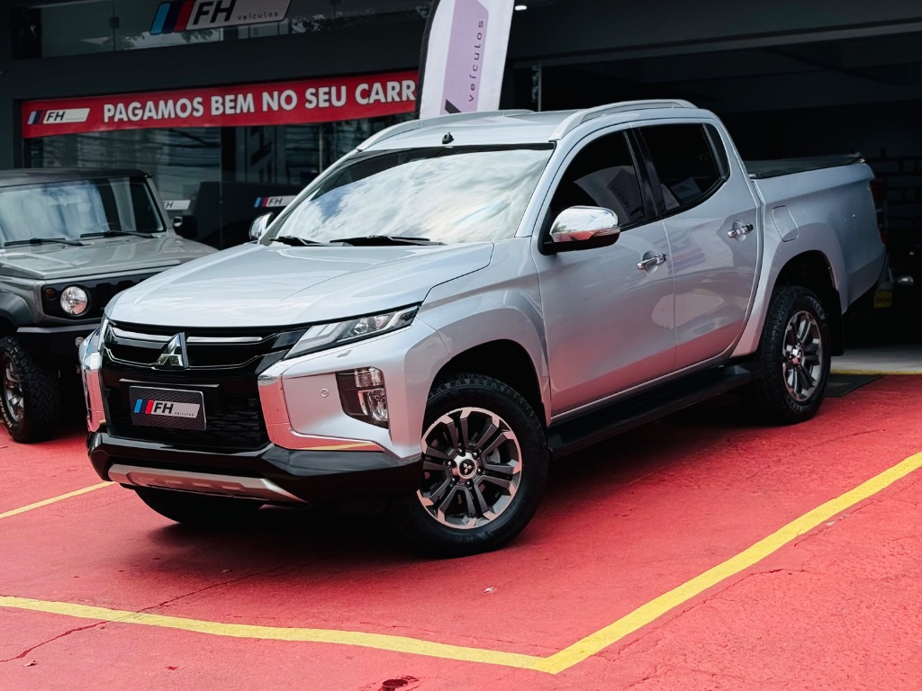 L200 TRITON SPORT HPE-S 2.4 Turbo Diesel Autom.