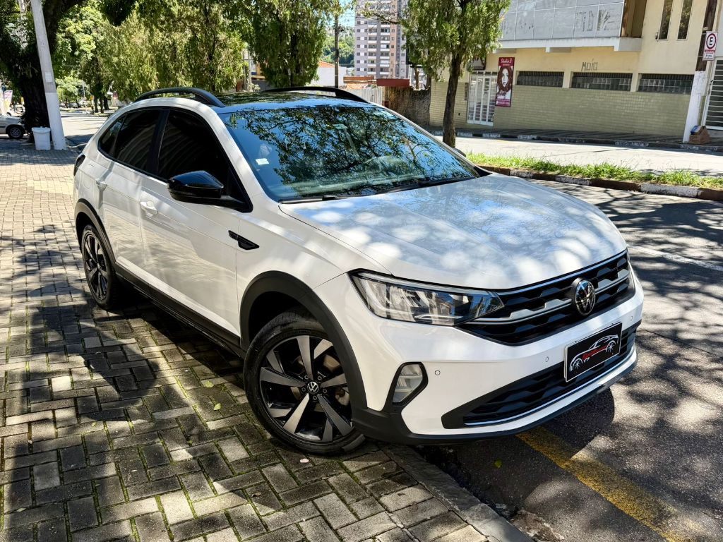 Nivus Highline 1.0 200 TSI Flex Aut.