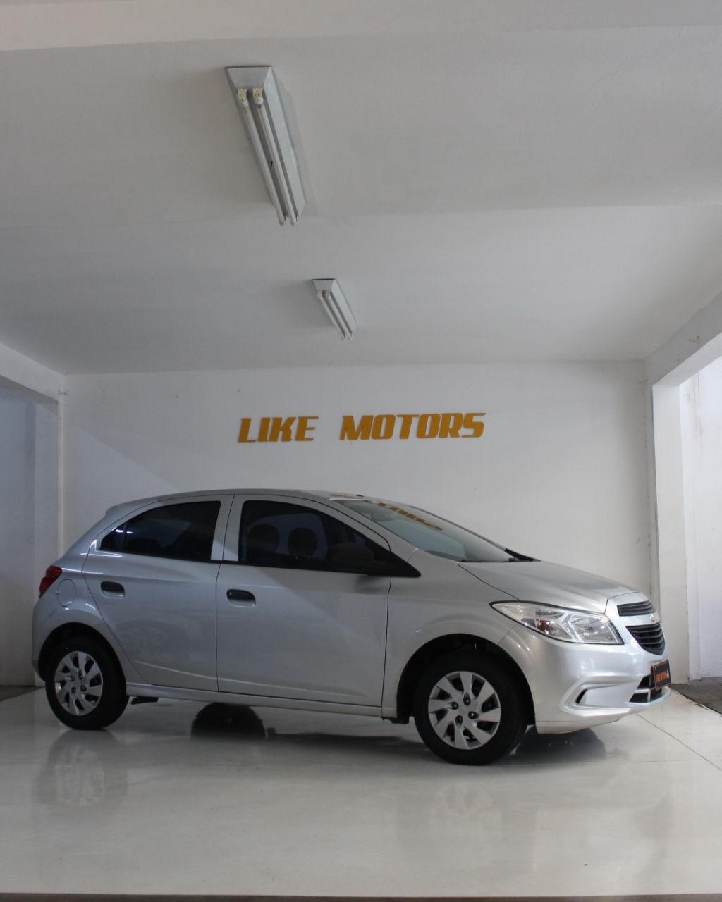 ONIX HATCH LS 1.0 8V FlexPower 5p Mec.