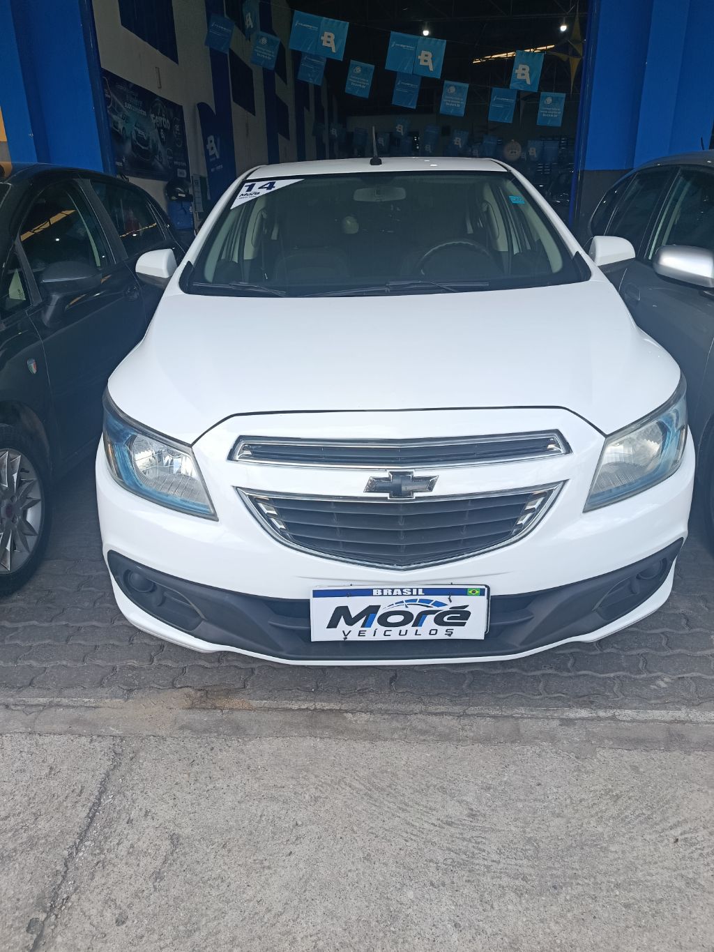 ONIX HATCH LT 1.0 8V FlexPower 5p Mec.