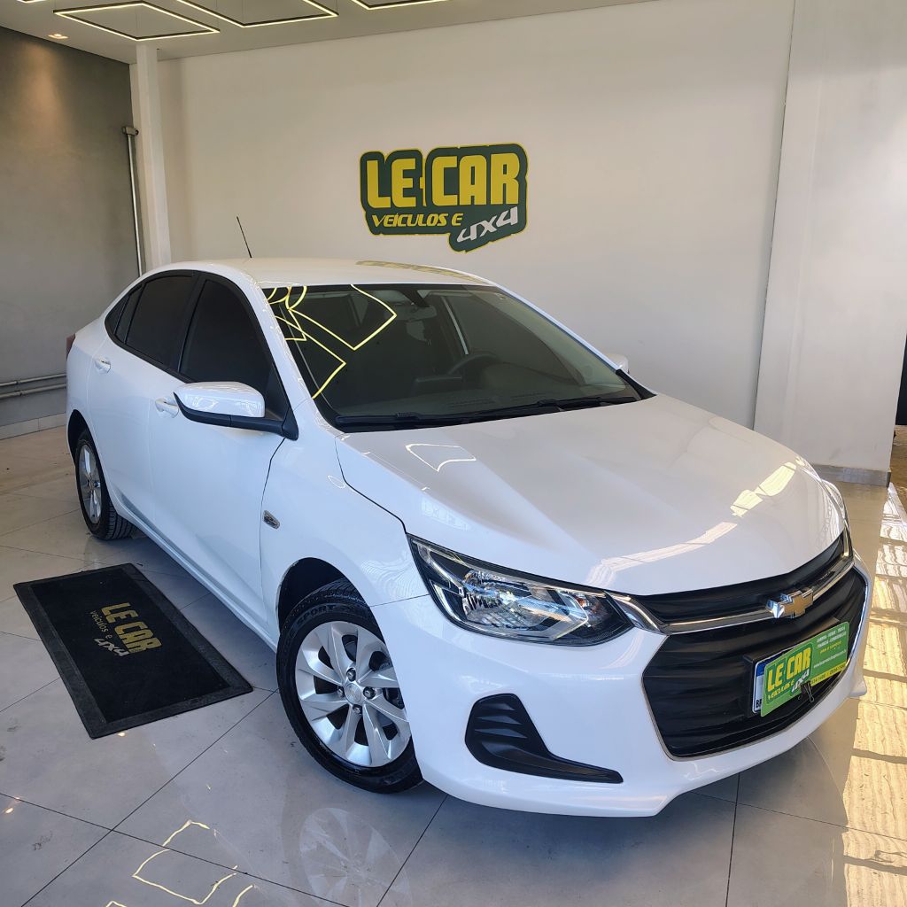 ONIX SEDAN Plus LT 1.0 12V Flex 4p Mec.