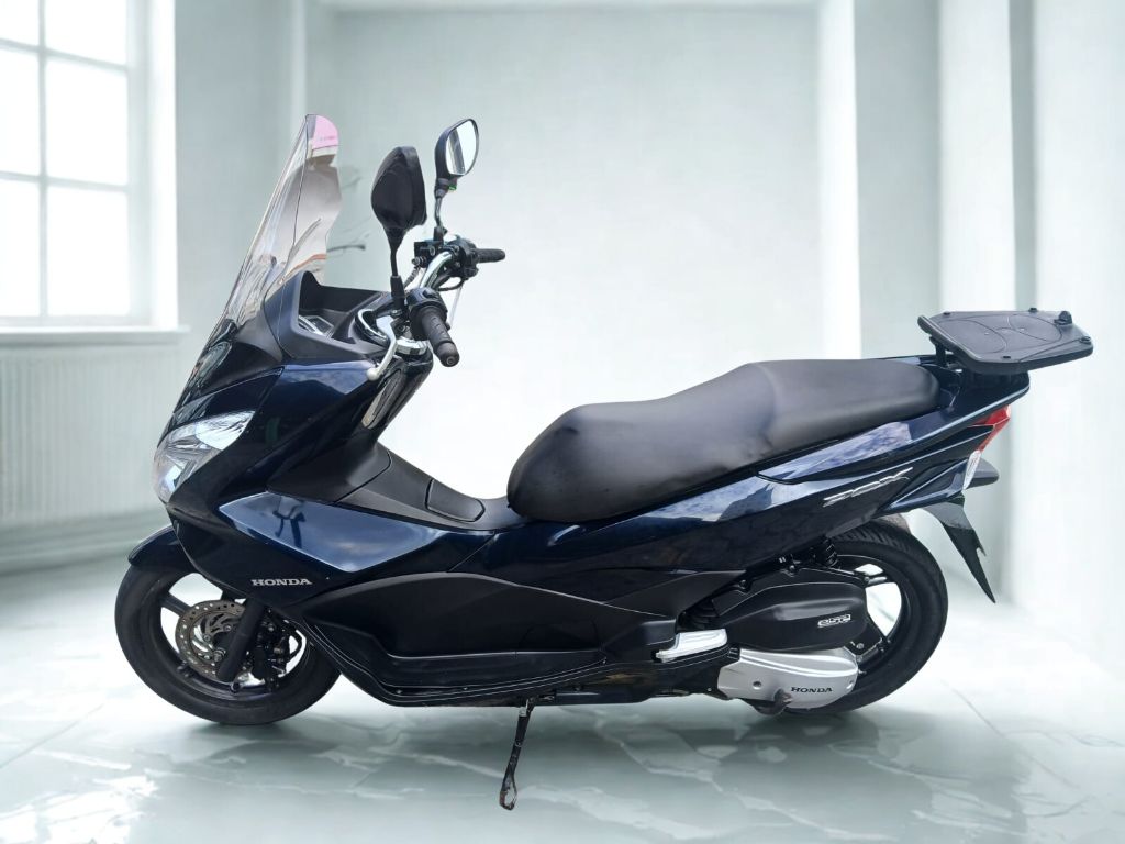 PCX 150/DLX