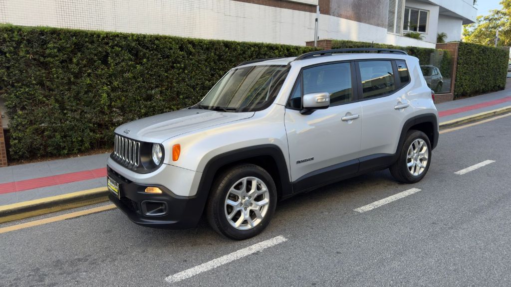 Renegade Longitude 1.8 4x2 Flex 16V Aut.