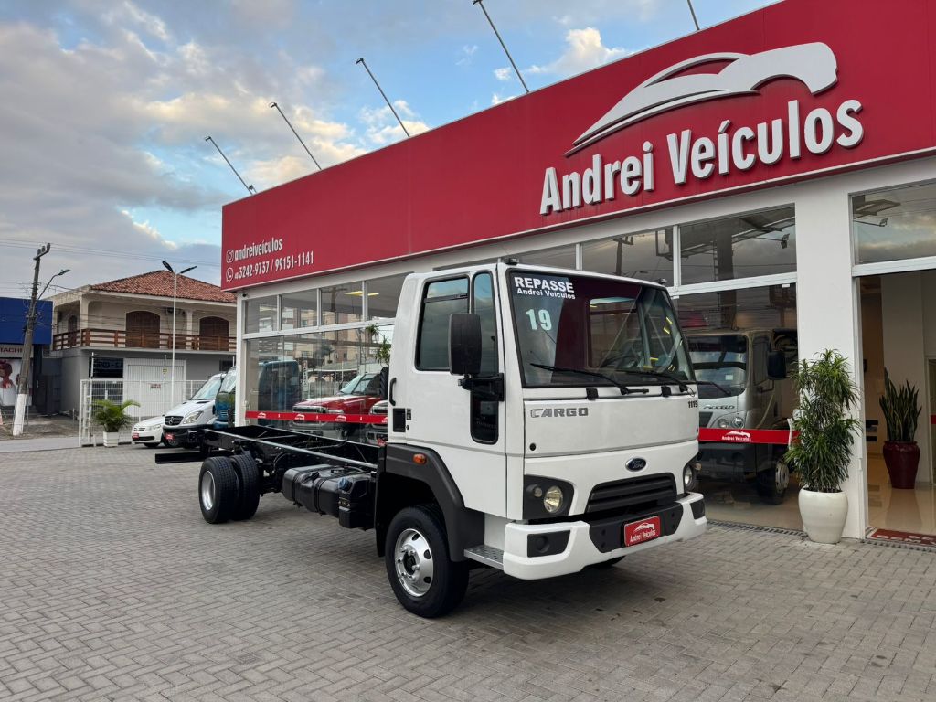 Repasse Ford Cargo 1119 ¾ Completo Unico Dono 2019