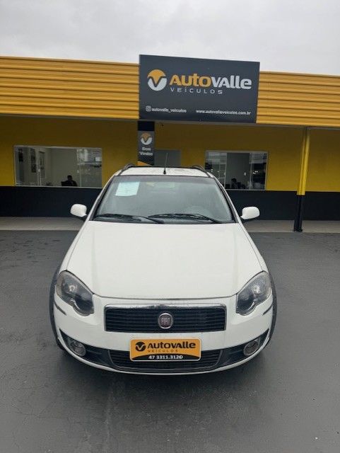 Strada Trekking 1.6 16V Flex CD