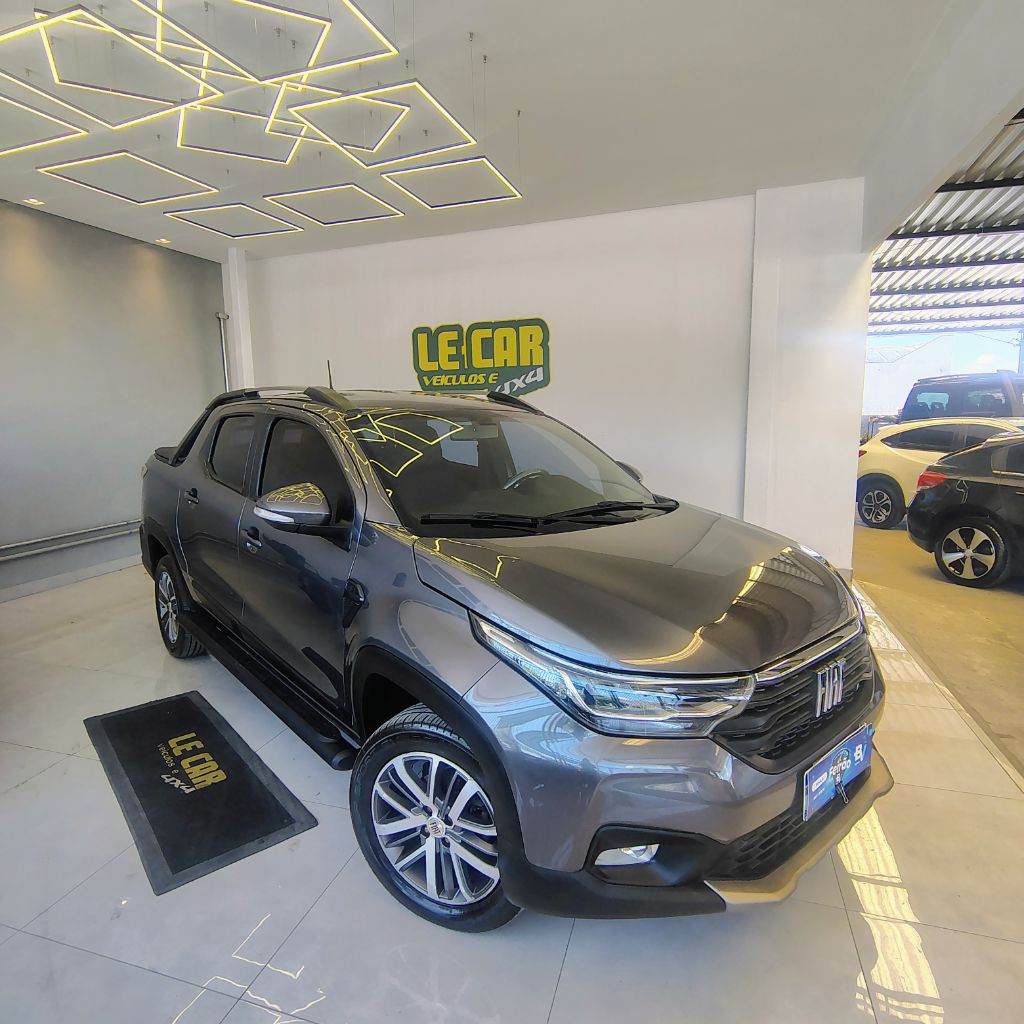 Strada Volcano 1.3 Flex 8V CD Aut.