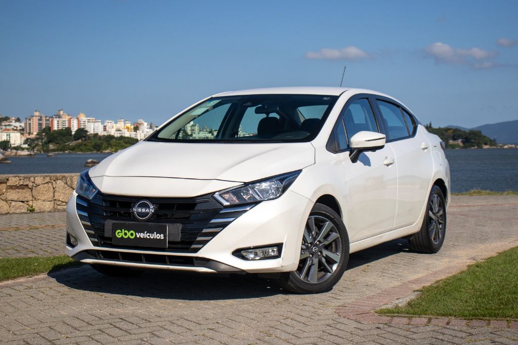 VERSA Advance 1.6 16V Flex Aut.