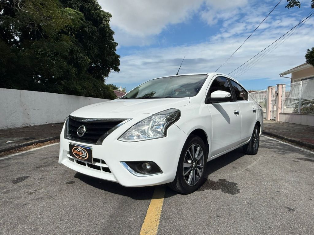 VERSA SL 1.6 16V FlexStart 4p Aut.