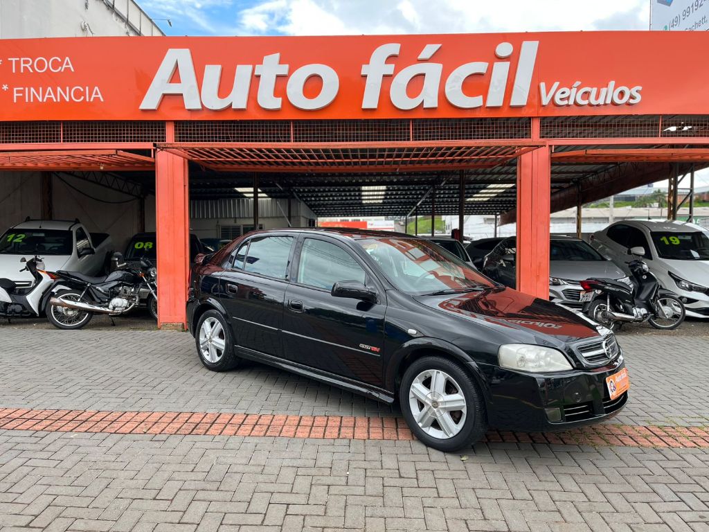Astra GSi 2.0 16V 136cv Hatchback 5p