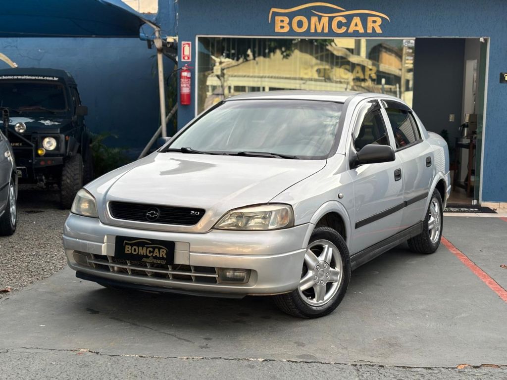 Astra Sedan 2.0/CD/ GLS/ Adv. 2.0 16V 4p