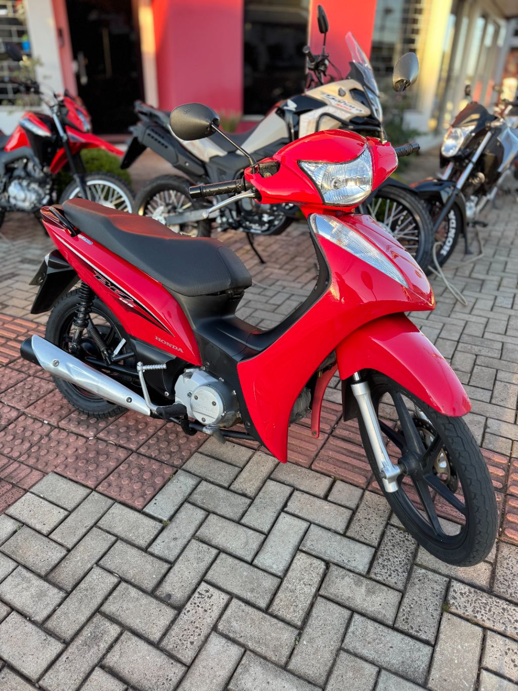 BIZ 125/125i Flex
