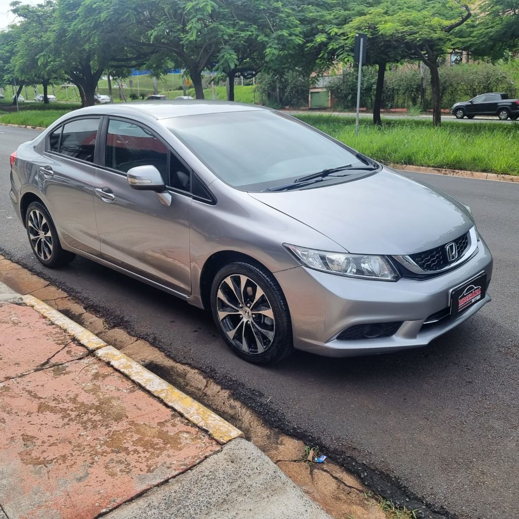 Civic Sedan LXR 2.0 Flexone 16V Aut. 4p